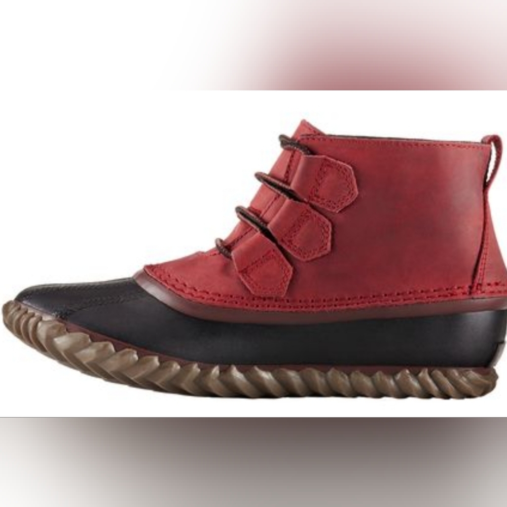 Sorel Women's Out N About Ankle-High Leather Rain Boots Size 7.5 Used Excellent
